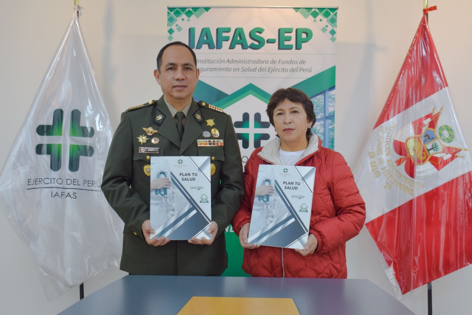 LA IAFAS EP Y LA CL&Iacute;NICA Z&Aacute;RATE FIRMAN ADENDA